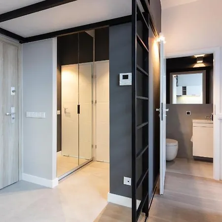 Nearto Old Town Miodowa Parking Apartman