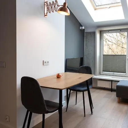 Nearto Old Town Miodowa Parking Apartman *